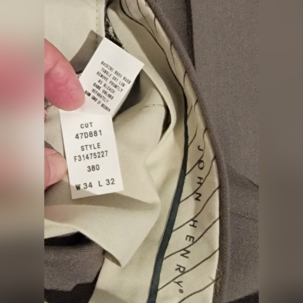 John Henry Men's Brown Pleated Trousers Sz 34x32 - Picture 3 of 4